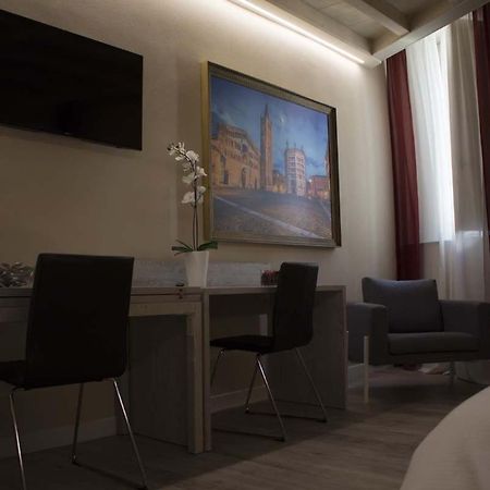 Palazzo Domanto Apartments 帕爾馬 外观 照片