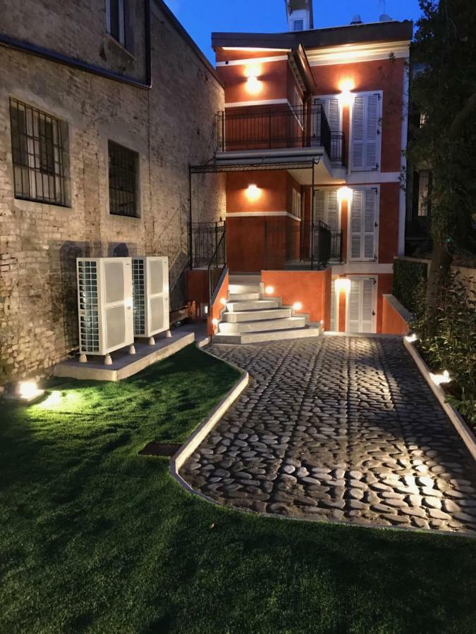 Palazzo Domanto Apartments 帕爾馬 外观 照片